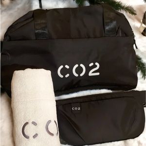 NWT Sports gym bag bundle! Yoga bag, waist bag and gym towel with hidden pocket